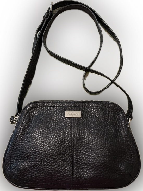 Cole Haan Handbags - Cole Haan pebbled leather crossbody